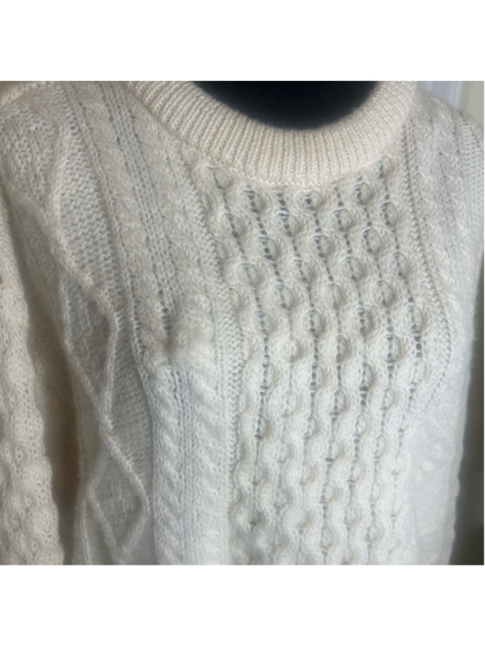 Men's Aran Crafts Cream Wool Crew Neck Fisherman Jumper Cable Knit Sweater L - Picture 2 of 8